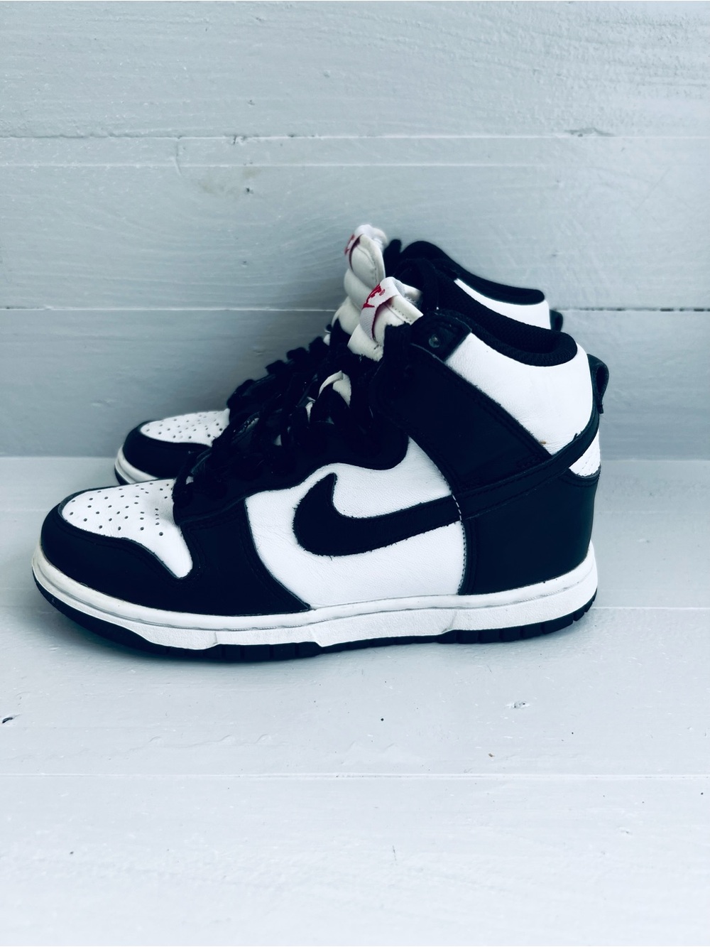Nike Dunk High Panda Black White University Red Women’s Size 5 DD1869-103
